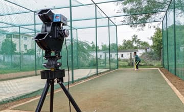 Cricket (Bowling Machine)