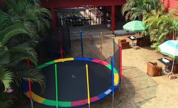 Trampoline